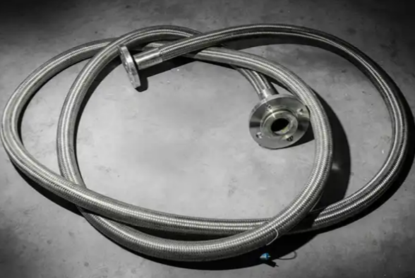 液氮加注機管路選用指南：材質(zhì)、結(jié)構(gòu)與維護