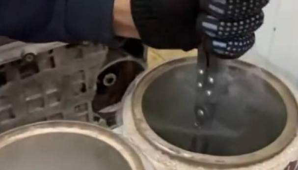 哪些工廠會采購液氮深冷處理箱？